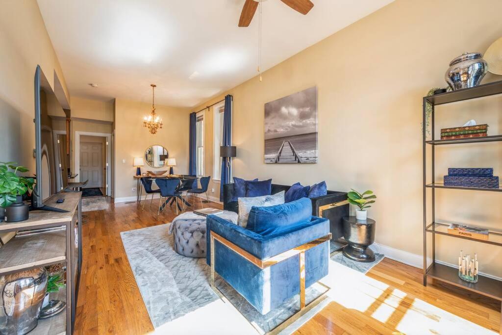 Lovely 2 Bed 3 Miles From Dt W Free Parking Chicago Ngoại thất bức ảnh